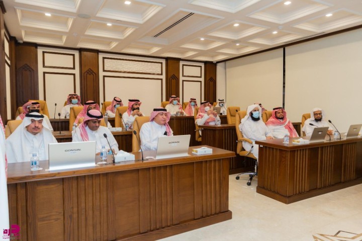 Gonsin Paperless Conference System Makkah Chamber, Saudi Arabia Gonsin Paperless Conference System Makkah Chamber, Saudi Arabia